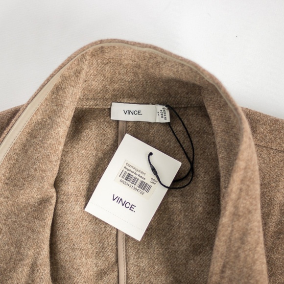 NWT Vince Notch Lapel Genuine Lamb Leather - Picture 4 of 8